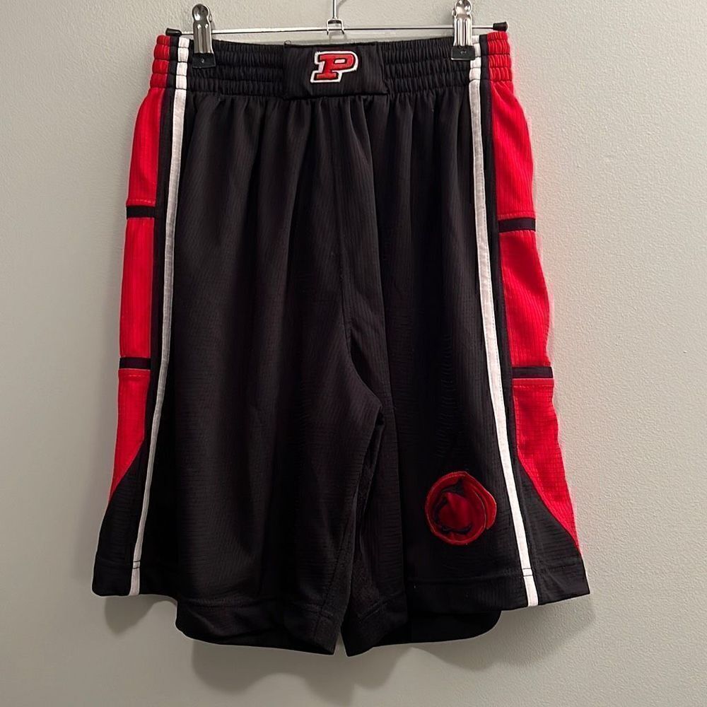 Intrepid Sportswear Men's Black Parkway Embroidered Logo Athletic Shorts